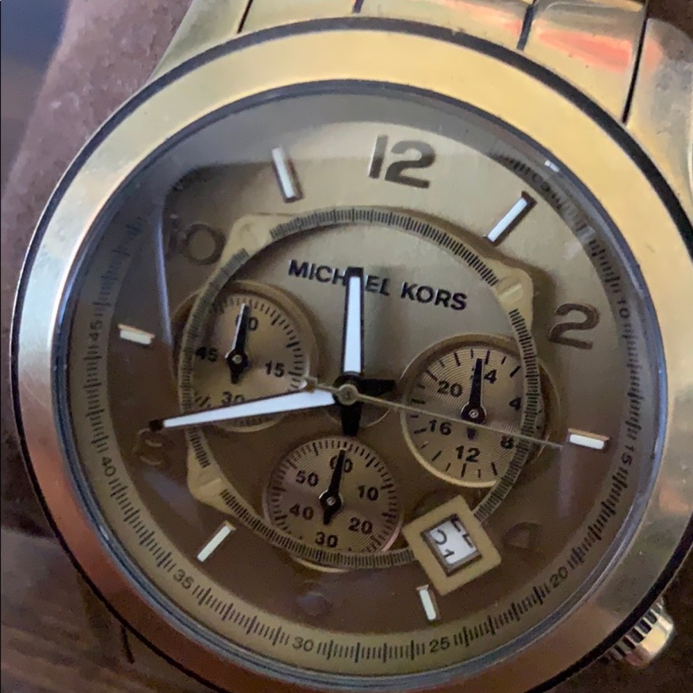 MICHAEL Michael Kors Gold Watch - Picture 2 of 6